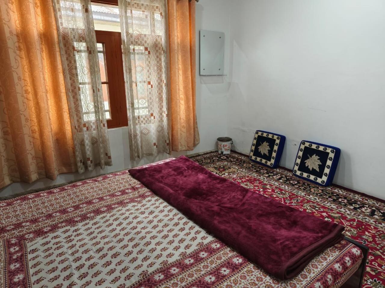 Mir Manzil Bed & Breakfast Srīnagar Exterior foto